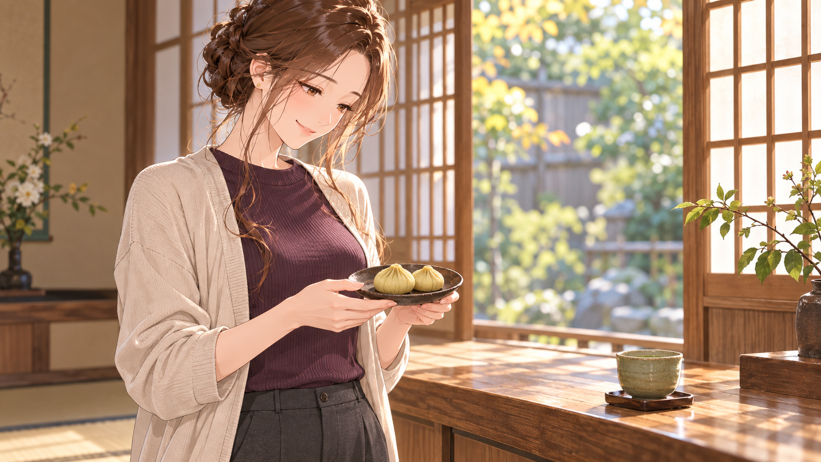 茶巾絞りの栗きんとんを載せた皿を両手で持ち、眺めるRuri